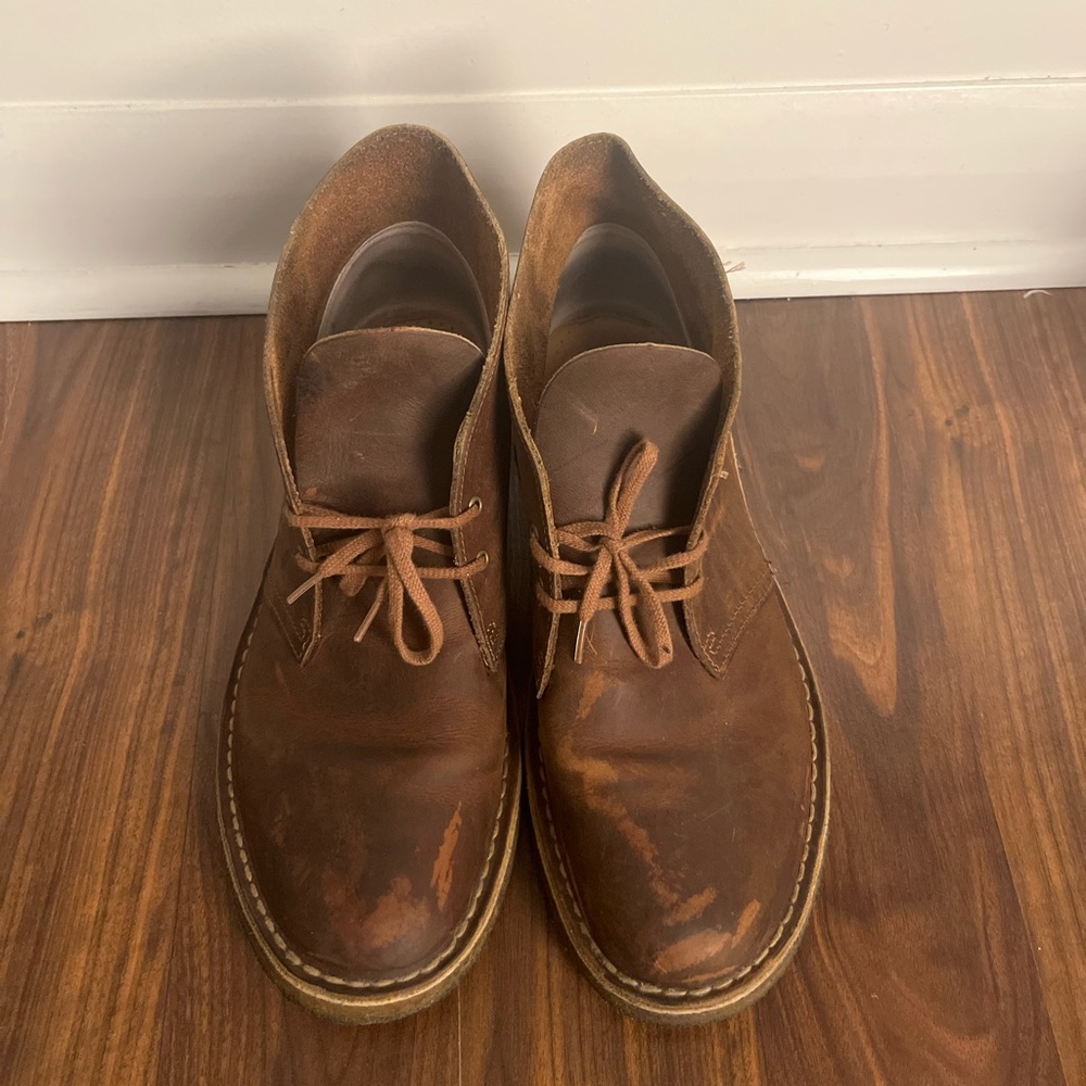 Mens beeswax clarks size 10